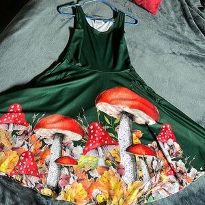 Mushroom dress with pockets